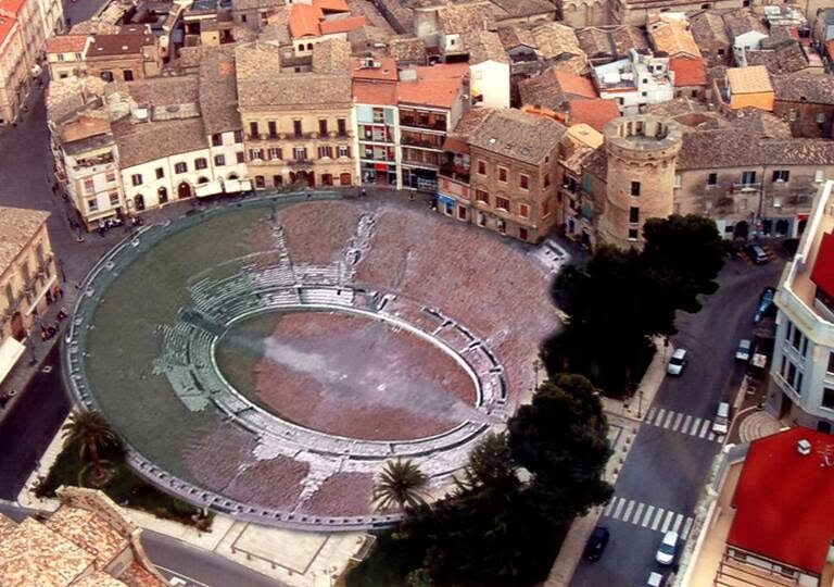 Anfiteatro Romano Vasto